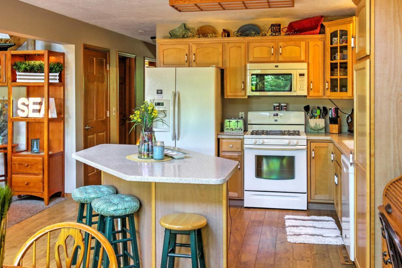 Roomy House On 2 Acres - 2 Mi To Egg Harbor Beach! Exterior foto
